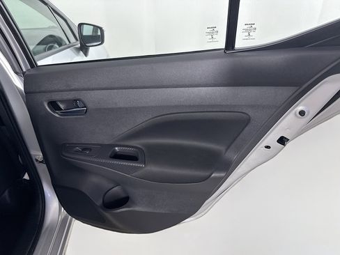 Used 2021 Nissan Versa SV image 28