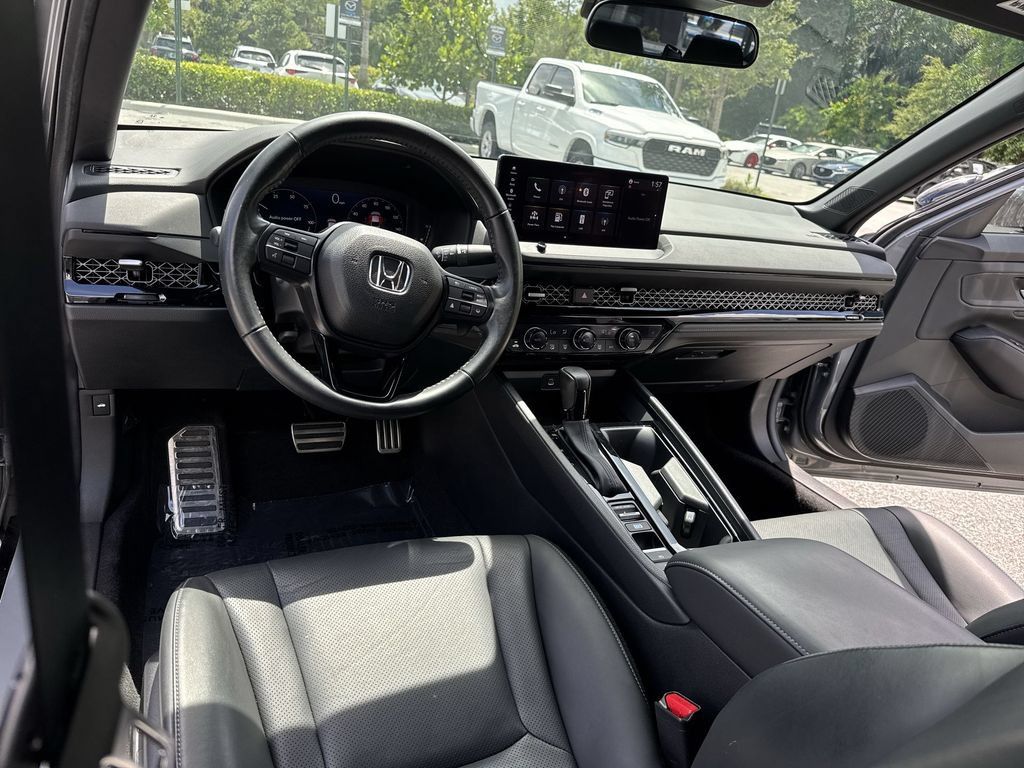 Used 2024 Honda Accord Sport image 35