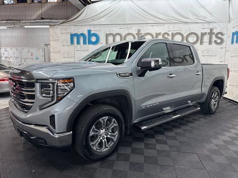 Used 2025 GMC Sierra 1500 SLT AWD/4WD image 2
