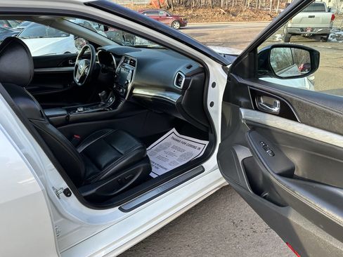 Used 2016 Nissan Maxima 3.5 SV image 12