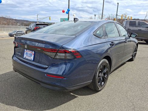 Used 2025 Honda Accord SE image 25
