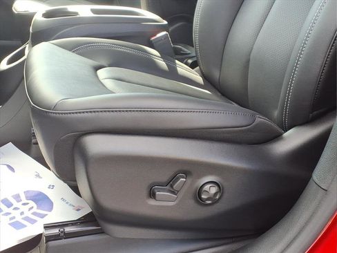 New 2026 Chrysler Pacifica Select FWD image 13