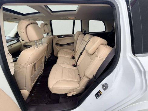 Used 2019 Mercedes-Benz GLS 550 4MATIC image 28