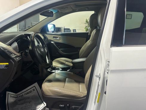 Used 2017 Hyundai Santa Fe Sport w/ 2.4L Tech Package 04 image 9