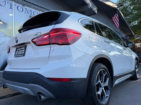 Used 2018 BMW X1 xDrive28i w/ Convenience Package AWD/4WD image 3