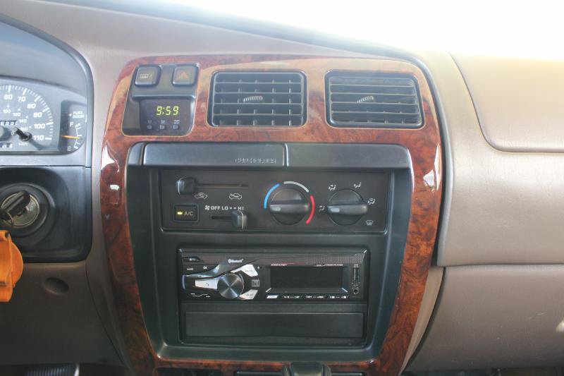 Used 1998 Toyota 4Runner Limited AWD/4WD image 35