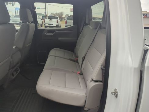 Used 2023 Chevrolet Silverado 1500 LT image 15
