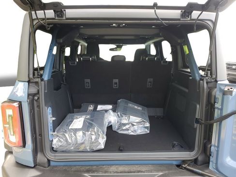 New 2025 Ford Bronco Outer Banks w/ Sasquatch Package AWD/4WD image 9