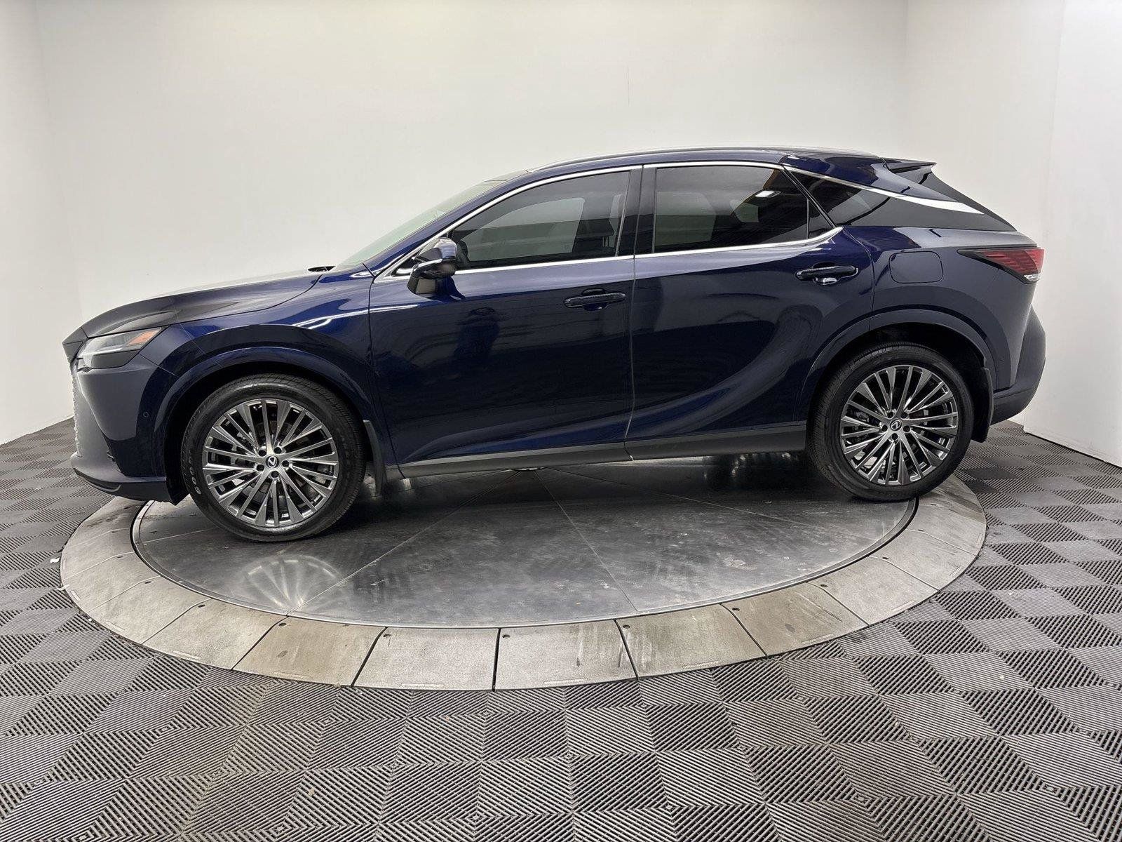 Used 2024 Lexus RX 350 AWD w/ Convenience Package image 16