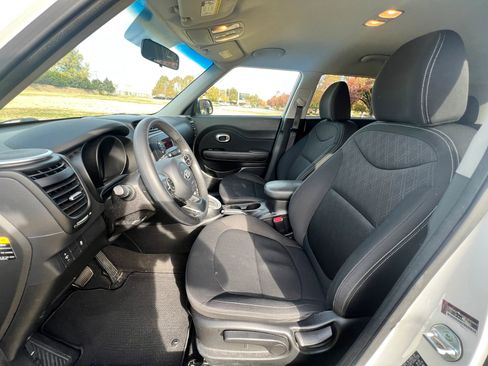 Used 2014 Kia Soul image 10
