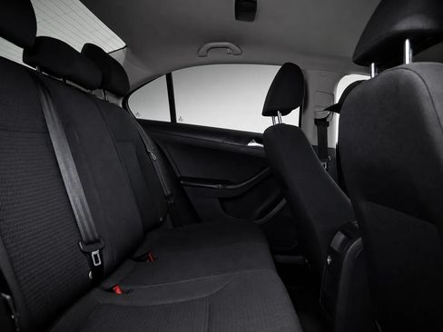 Used 2016 Volkswagen Jetta S FWD image 4