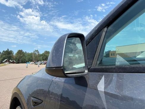 Used 2020 Tesla Model Y Long Range AWD/4WD image 14