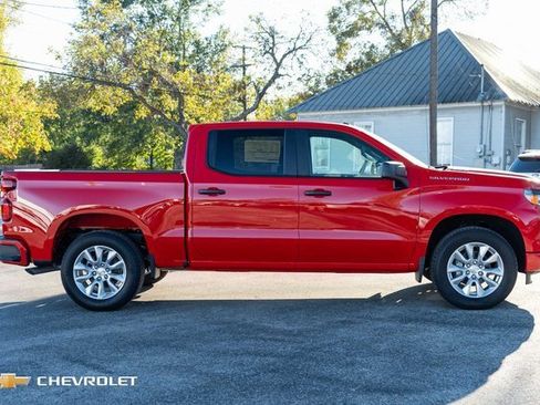 New 2026 Chevrolet Silverado 1500 Custom image 4