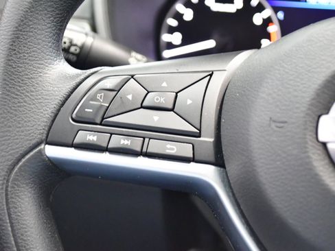 Used 2025 Nissan Altima 2.5 SV FWD image 20