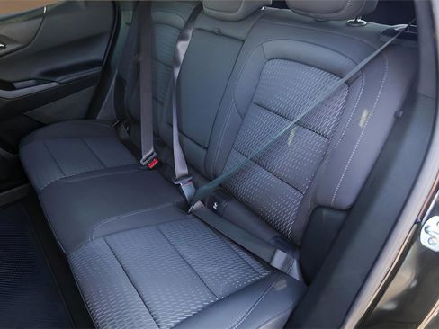 Used 2025 Chevrolet Equinox LT w/ Safety and Technology Package image 22