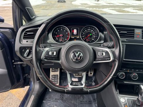Used 2016 Volkswagen GTI SE image 13
