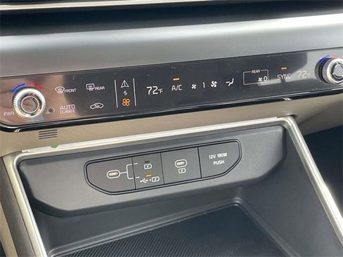 New 2026 Kia Carnival LXS image 35