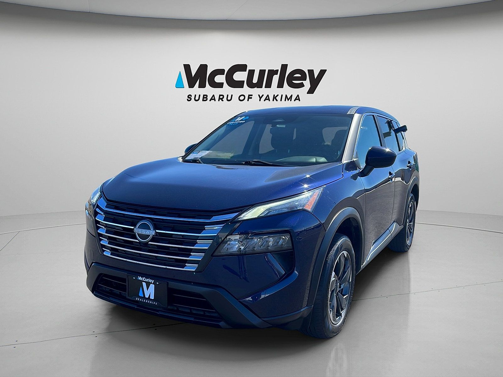 Used 2024 Nissan Rogue SV AWD/4WD image 9