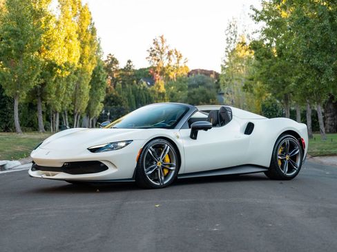 Used 2023 Ferrari 296 GTS image 1