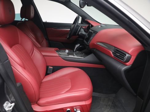 Certified 2023 Maserati Levante Modena AWD/4WD image 17