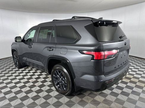 Used 2026 Toyota Sequoia Platinum AWD/4WD image 5