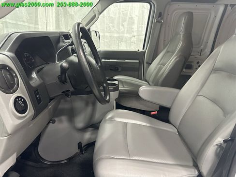 Used 2013 Ford E-250 and Econoline 250 w/ PWR Group image 16