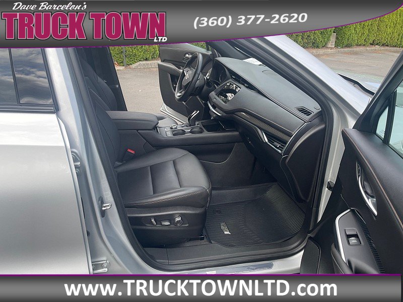 Used 2021 Cadillac XT4 Sport AWD/4WD image 16