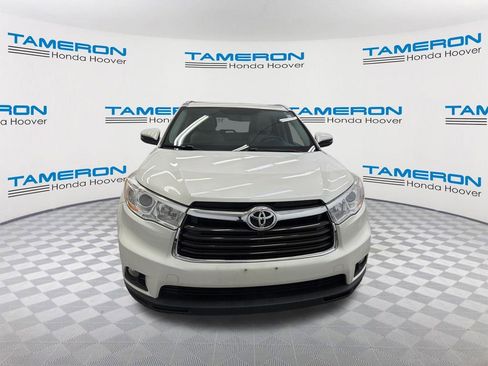 Used 2014 Toyota Highlander XLE image 8