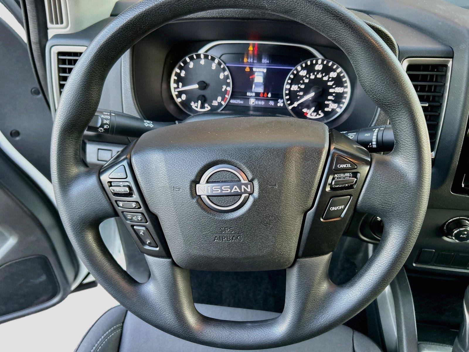 Used 2024 Nissan Frontier SV AWD/4WD image 36