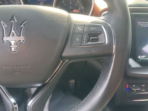 Used 2017 Maserati Ghibli S image 22
