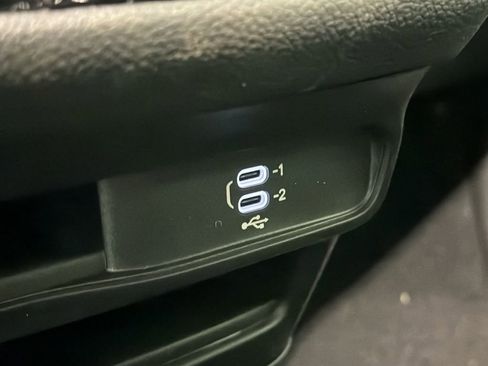 New 2026 Chrysler Pacifica Select image 23