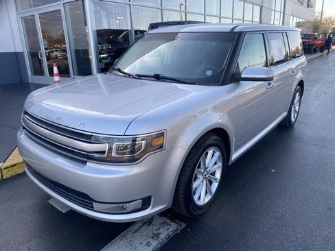 Used 2019 Ford Flex Limited image 4