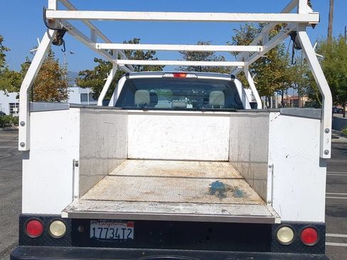 Used 2018 Ford F250 XL w/ Power Equipment Group RWD image 27