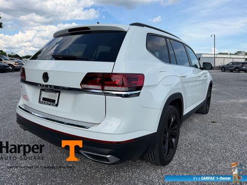 Used 2023 Volkswagen Atlas SE w/ Panoramic Sunroof Package FWD image 6