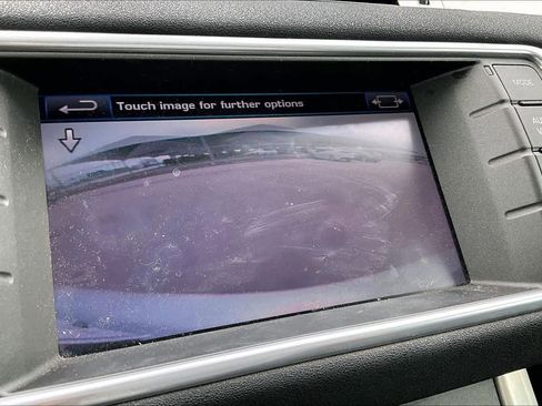 Used 2012 Land Rover Range Rover Evoque Pure Premium image 24