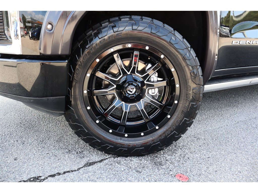 Used 2020 GMC Sierra 1500 Denali w/ Denali Ultimate Package AWD/4WD image 17