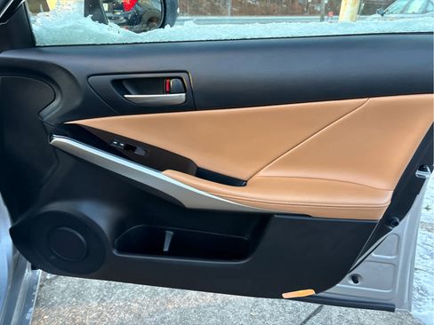 Used 2020 Lexus IS 300 AWD w/ Premium Package image 29