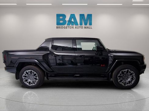 New 2025 GMC Hummer EV 3X w/ LPO, Sport Package image 8