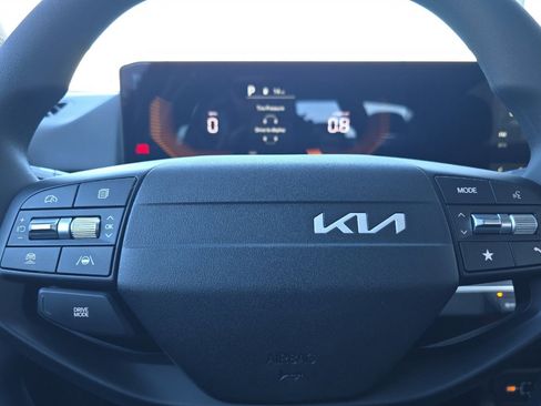 New 2026 Kia K4 LXS image 20