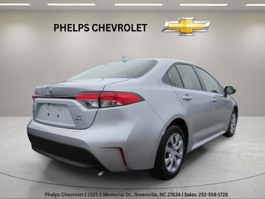 Used 2026 Toyota Corolla LE FWD image 9