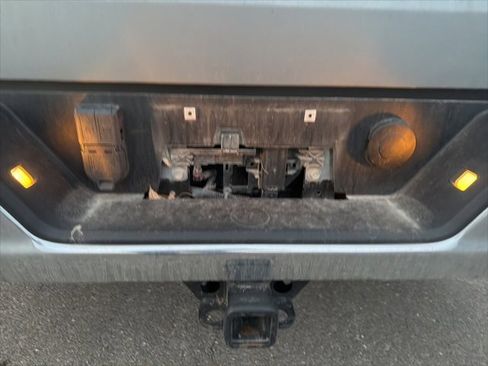 Used 2023 GMC Sierra 1500 SLT w/ SLT Premium Plus Package image 33