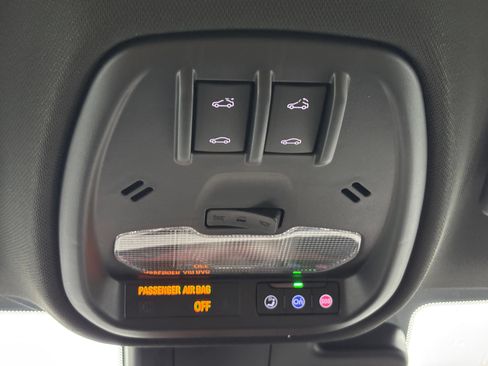 New 2026 Buick Envista Sport Touring FWD image 24