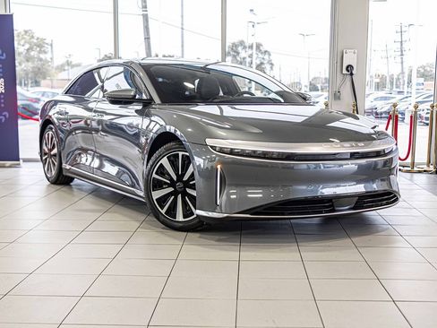 Used 2023 Lucid Air Pure image 7