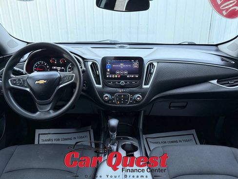 Used 2023 Chevrolet Malibu LT FWD image 24