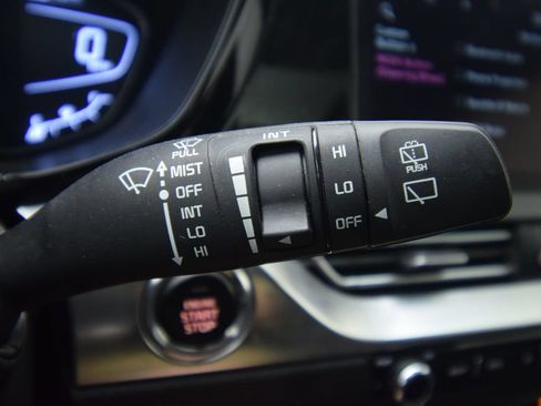 Used 2022 Kia Niro Touring Special Edition FWD image 38