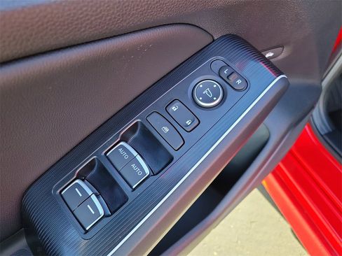 Certified 2025 Honda Civic Sport Touring image 20