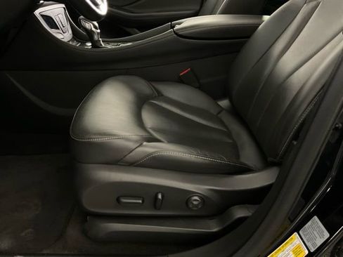 Used 2018 Buick Envision Essence image 32