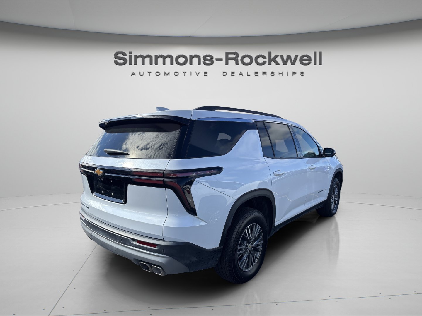 Used 2026 Chevrolet Traverse LT w/ LPO, Floor Liner Package AWD/4WD image 7