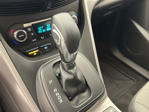 Used 2016 Ford Escape SE w/ Equipment Group 201A AWD/4WD image 21