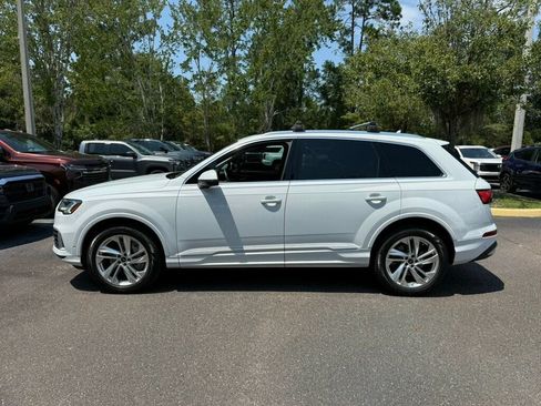 Used 2023 Audi Q7 2.0T Premium Plus w/ Premium Plus Package AWD/4WD image 2